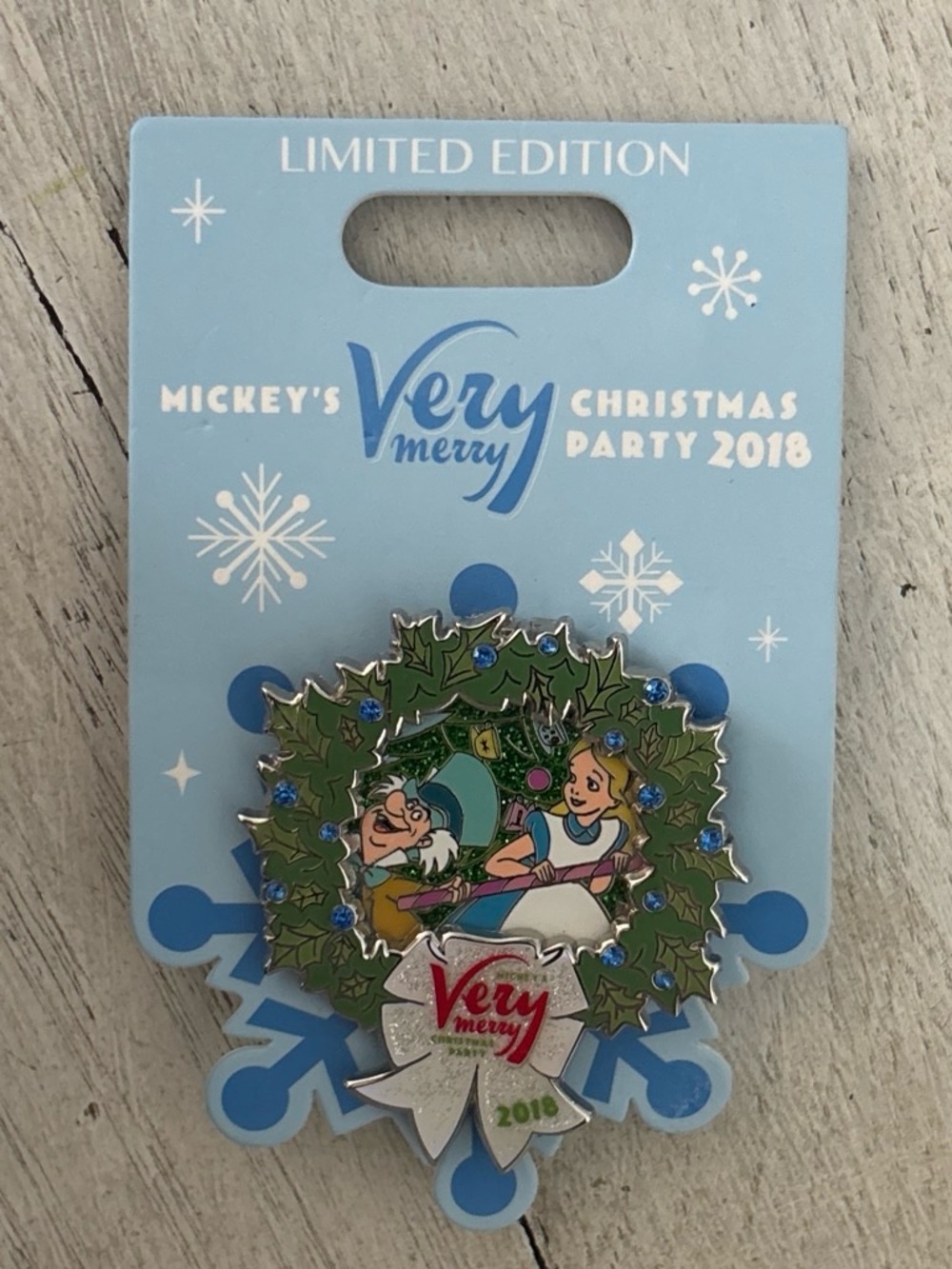 Disney Very Merry Christmas Party 2018 Pin Alice in Wonderland Mad Hatter NEW